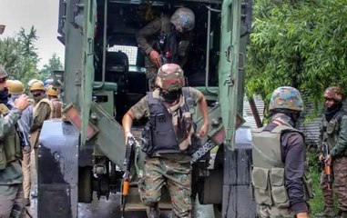 Jammu and Kashmir: Terrorist, Army jawan killed in Pulwama encounter