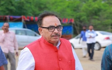 Unhappy with alliance, party workers of SP, BSP supporting BJP: Pandey