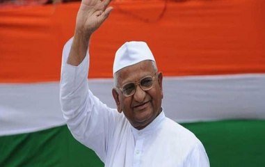 Cut 2 Cut: Anna calls off fast after assurance from Maharastra's CM