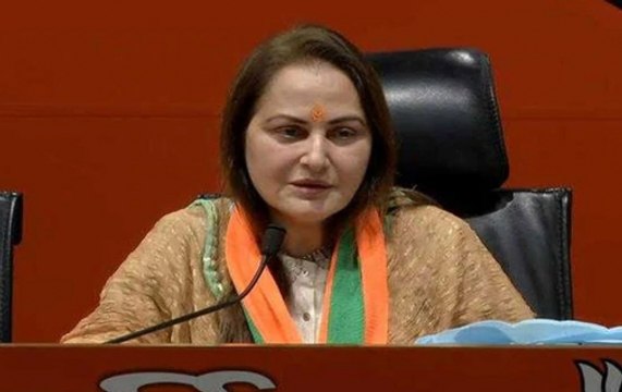 Jaya Prada hails PM Modi, says govt did excellent work in village area