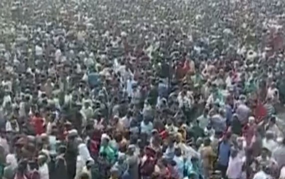 Stampede at Modi's West Bengal rally, several injured, PM apologises