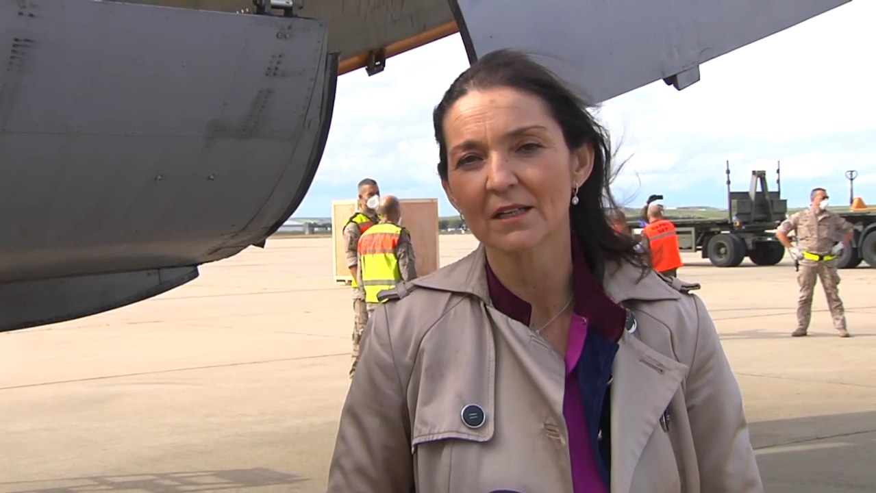 Maroto destaca la capacidad de fabricación nacional de mascarillas