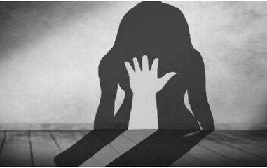 Mumbai: Actress accuses popular hairstylist of groping her