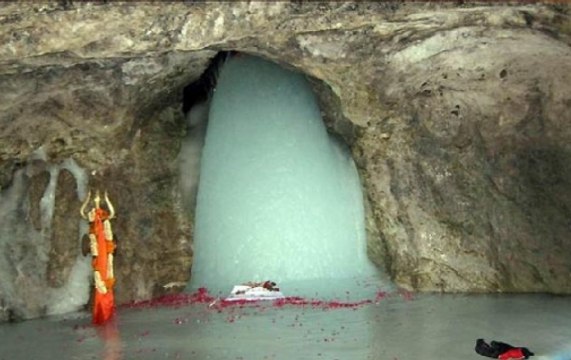 Amarnath Yatra 2019: Watch first look of holy Shiva Lingam