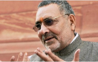 Here's what Giriraj Singh said about Rahul's 'Chowkidar Chor Hai' jibe