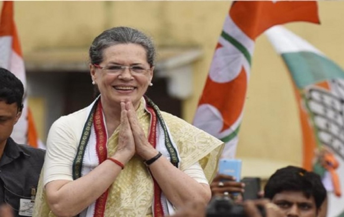 Sonia Gandhi forms core team to communicate with regional parties