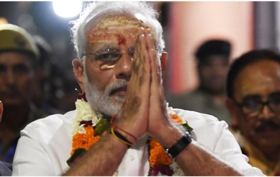 Modi in Varanasi: PM visits Kashi Vishwanath temple, to hold roadshow