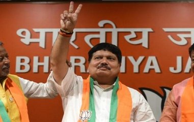 BJP Barrackpore candidate Arjun Singh allegedly attacked by TMC men