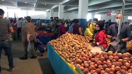 Yasak öncesi vatandaşlar alışverişlerini ikiye katladı