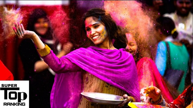 Top 5 Most Popular Festivals In India