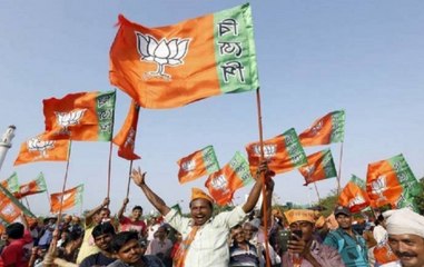 Clash between police, BJP activists over  'Jai Shri Ram' slogan in WB