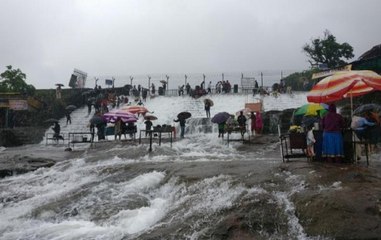 Watch: Tourists stranded after dam in Lonavala flooded