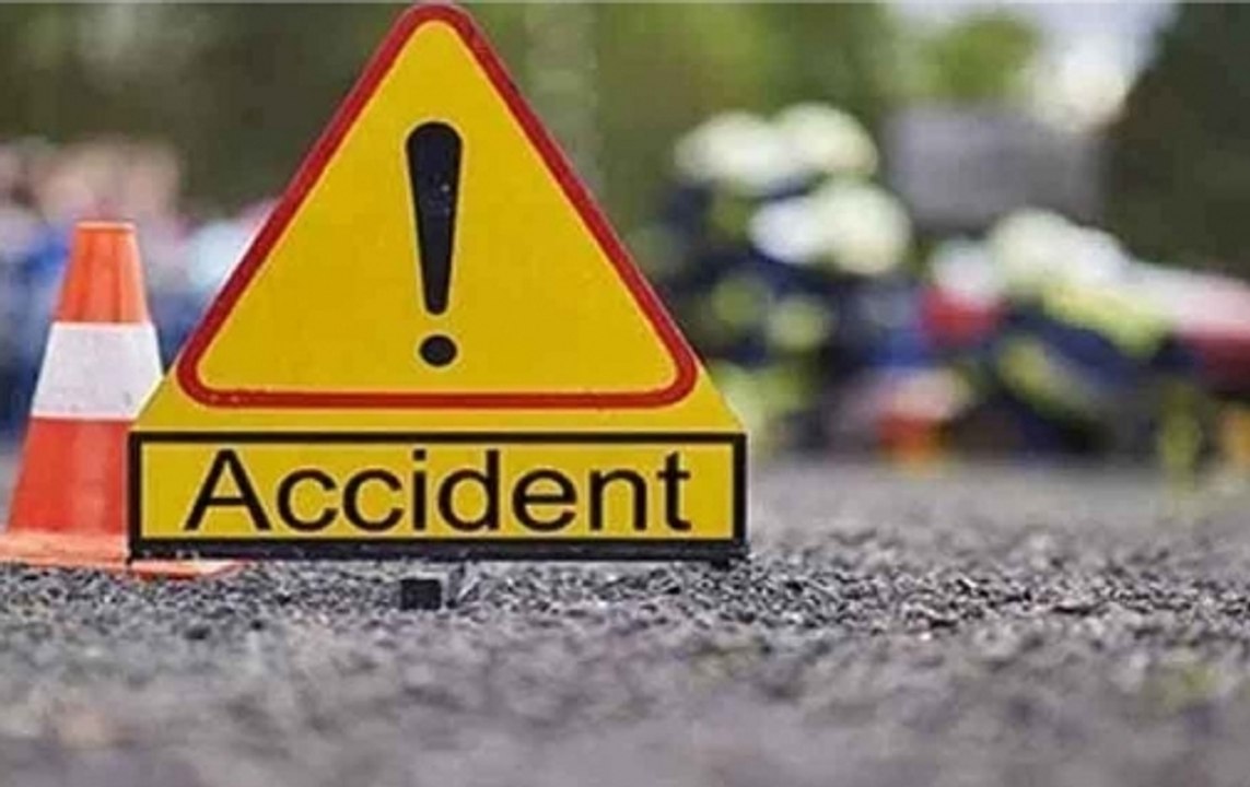 Speeding car kills two labourers in Greater Noida