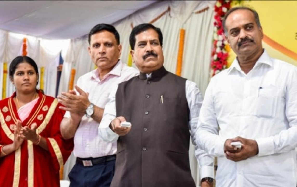 What MoS Railways Suresh Angadi said on privatisation of Railways