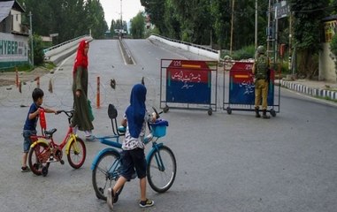 Amid lockdown, 190 schools to reopen in Srinagar today