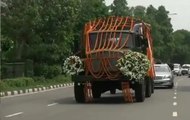 Arun Jaitley last rites: Mortal remains being taken to Nigambodh Ghat