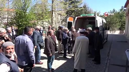 Türk Metal Sendikası Onursal Başkanı Mustafa Özbek toprağa verildi