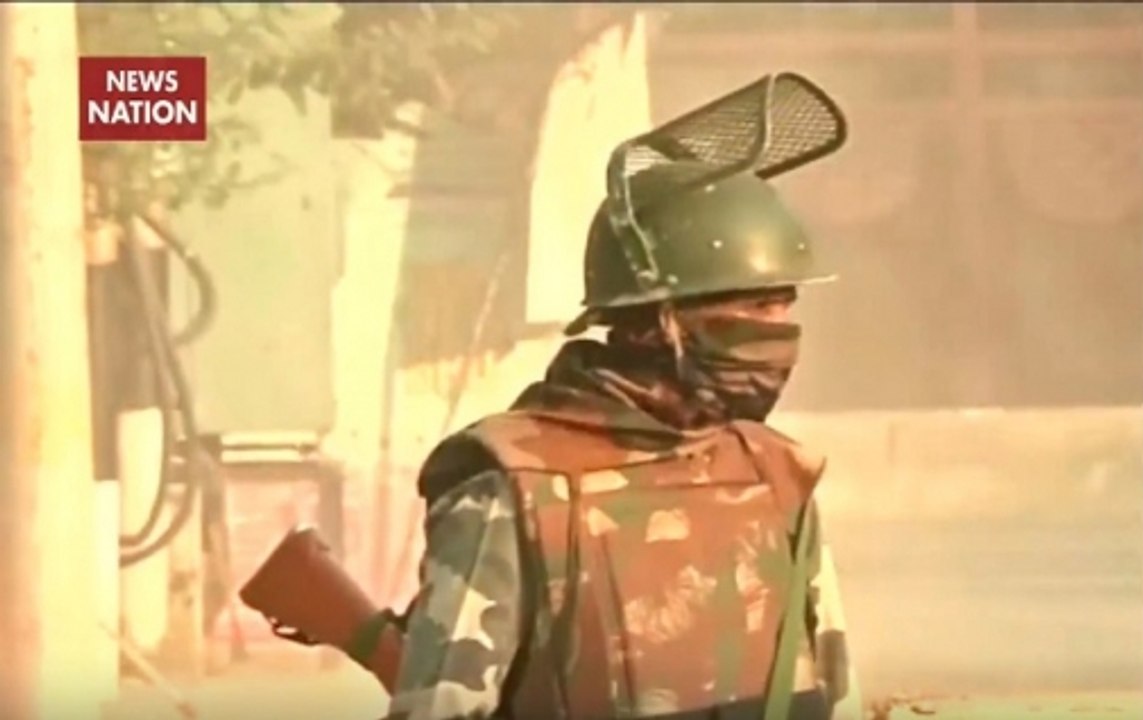 J-K: Omar Abdullah, Mehbooba Mufti placed under house arrest