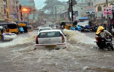 Watch: Flash floods wash away rickshaw in Rajasthan's Ajmer