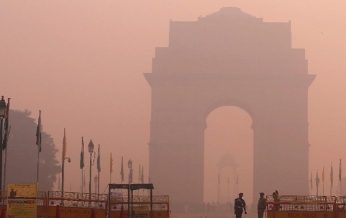 Delhi Wakes Up To Thick Blanket Of Smog