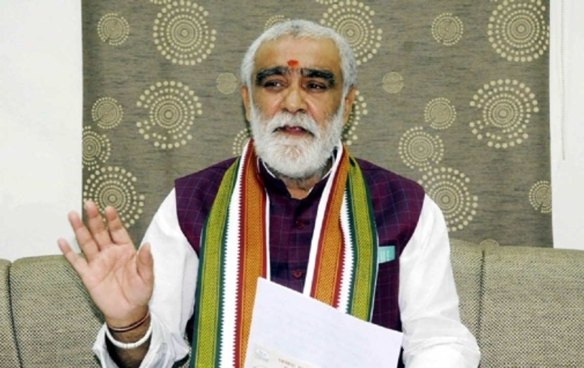 Watch: Union Minister Ashwini Choubey Threatens Cop In Bihar