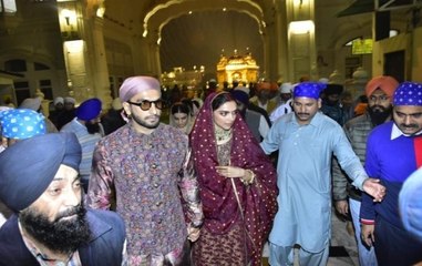 Watch: Deepika Padukone, Ranveer Singh Offer Prayers At Golden Temple