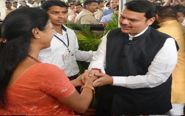 Top News: Supriya Sule Welcomes Ajit, Fadnavis At Assembly