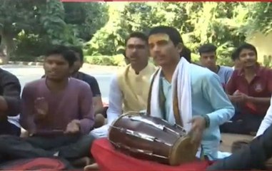 BHU Students Protest Against Appointment Of Non-Hindu Sanskrit Faculty