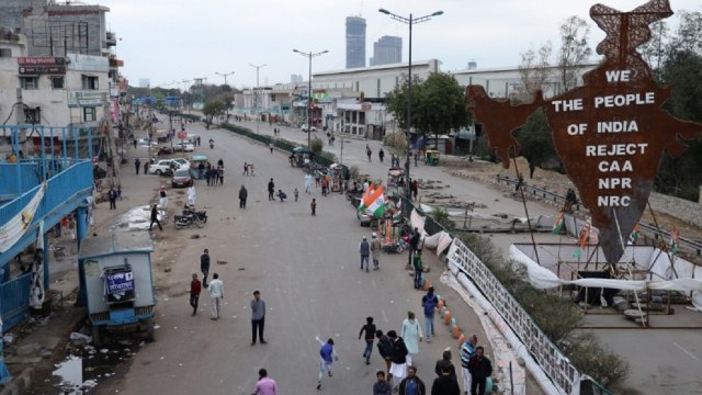 Shaheen Bagh Protesters Open One Side Of Road Connecting Delhi-Noida