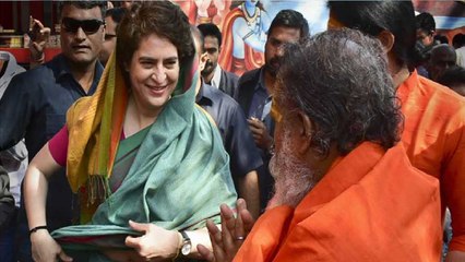 Priyanka Gandhi Vadra Offers Prayers At Ravidas Temple In Varanasi