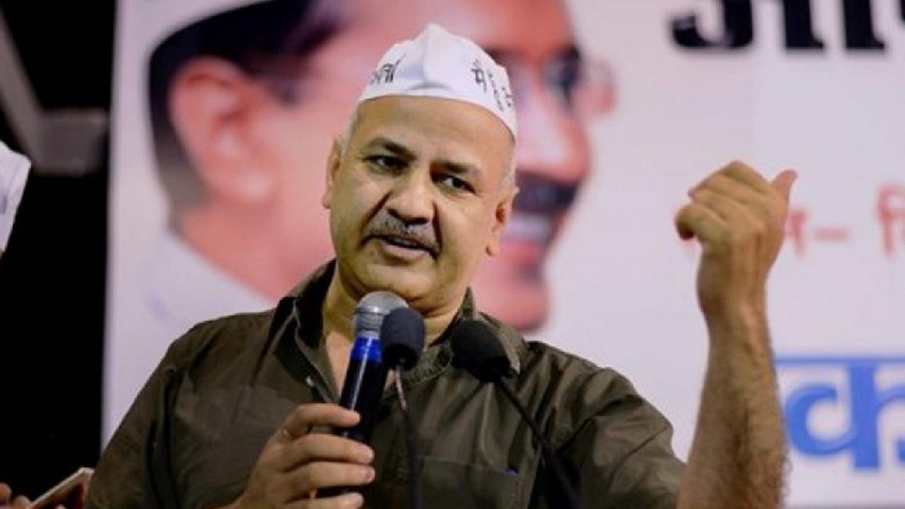 Delhi: DoE Sends Invitation To Teachers For Kejriwal's Swearing-In