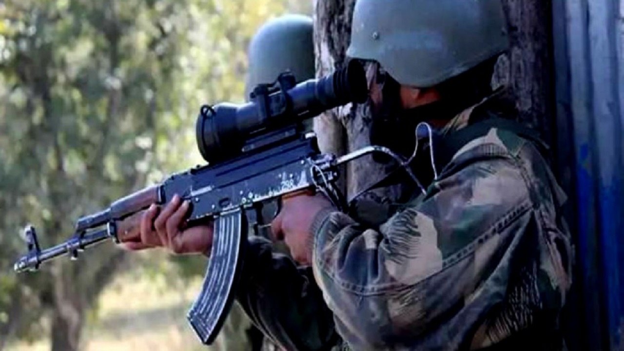 J-K: 5 Injured In Grenade Attack On CRPF Personnel In Srinagar