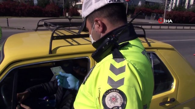 D-100 Karayolunda polis ekiplerinin sokağa çıkma kısıtlaması denetimleri sürüyor