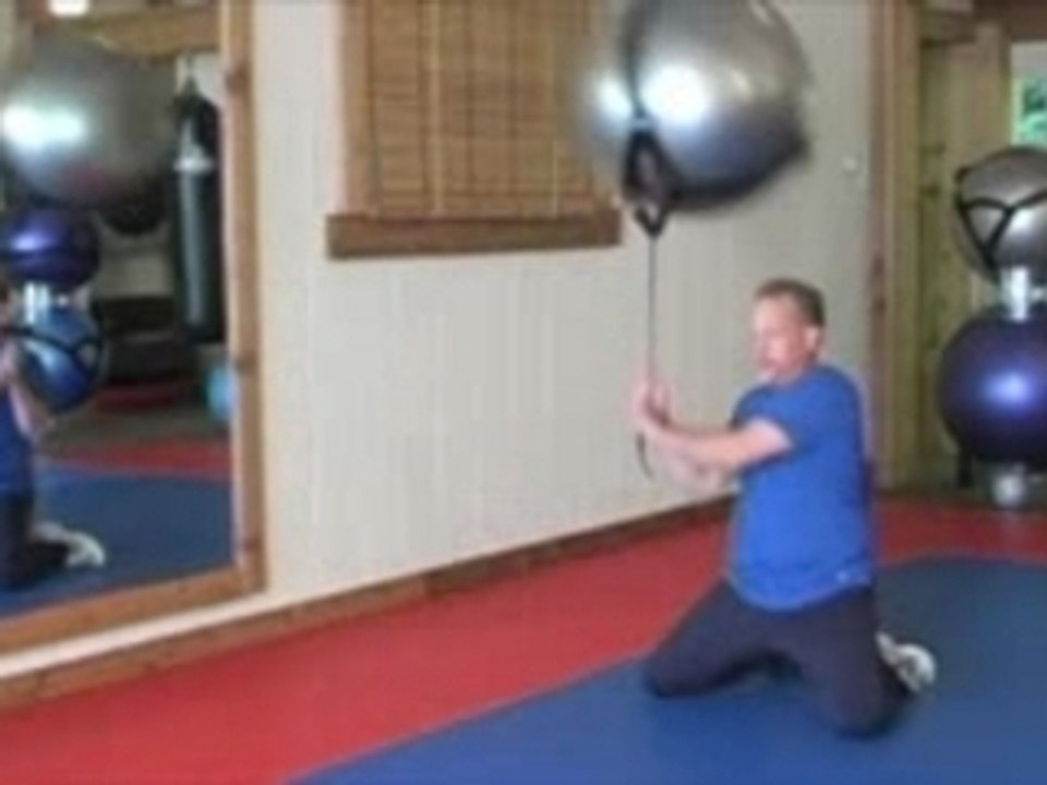 Bounderball Kneeling Alternating Ball Banger