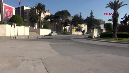 Hatay'da cadde ve sokaklar boş kaldı