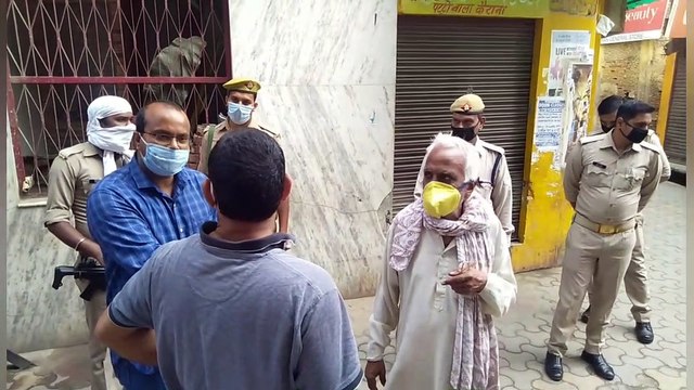 कैराना: हॉटस्पॉट इलाकों में एसडीएम ने सरकारी राशन पहुंचने के दिए डीलरो को निर्देश