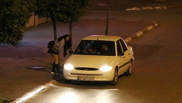 Yasağa dakikalar kala fuhuş pazarlığı