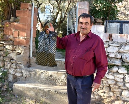 Vicdana gelen hırsız, teybini çaldığı vatandaşı iki defa şaşırttı