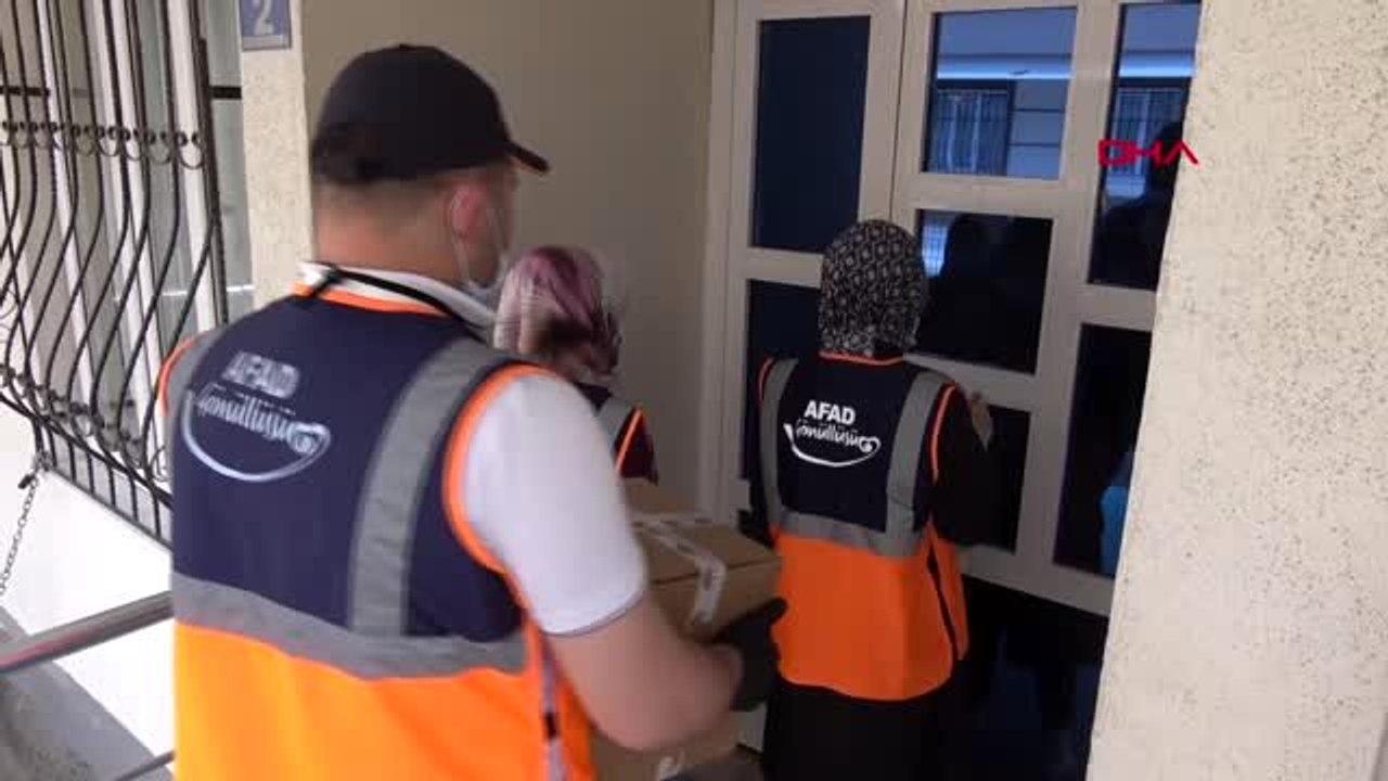 Konya'da, ihtiyaç sahibi ailelere yardım kolisi dağıtıldı