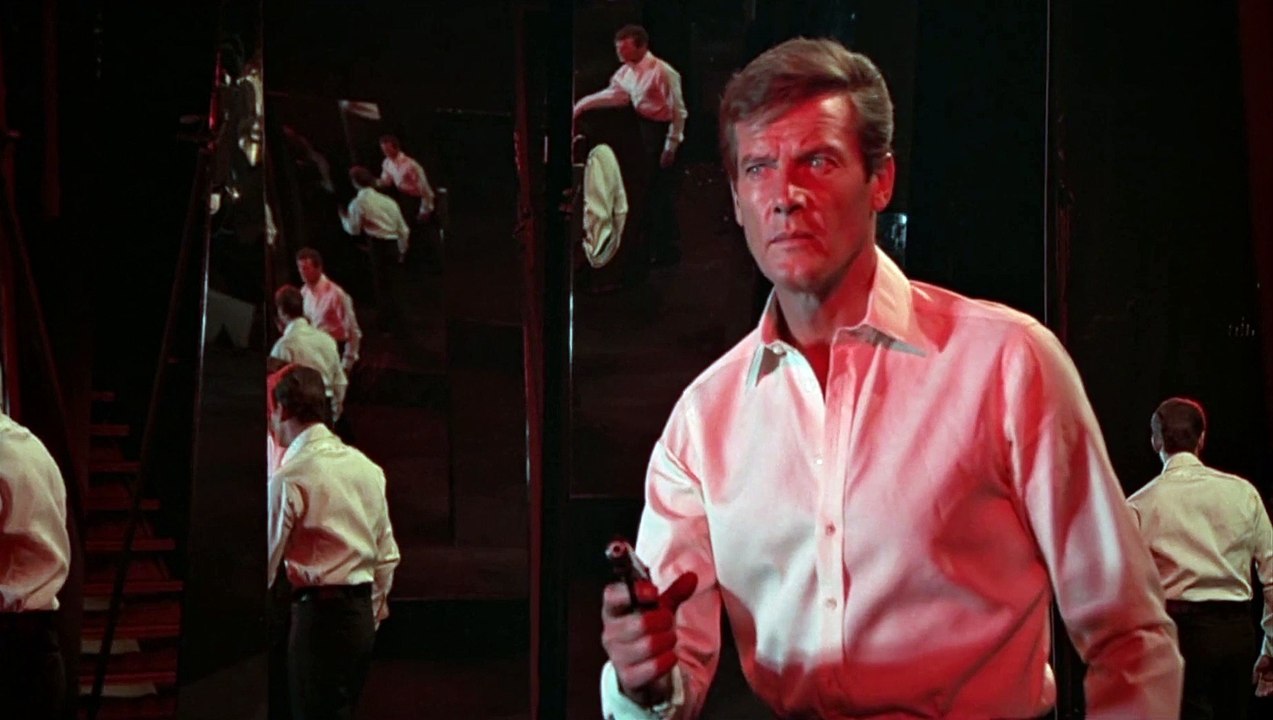 James Bond THE MAN WITH THE GOLDEN GUN Movie - Clip with Roger Moore and Christopher Lee - Bond v Scaramanga