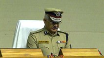 197 BOOKED FOR VIOLATING LOCKDOWN NORMS SAID GUJARAT DGP SHIVANAND JHA AT A PRESS CONFERENCE IN GANDHINAGAR