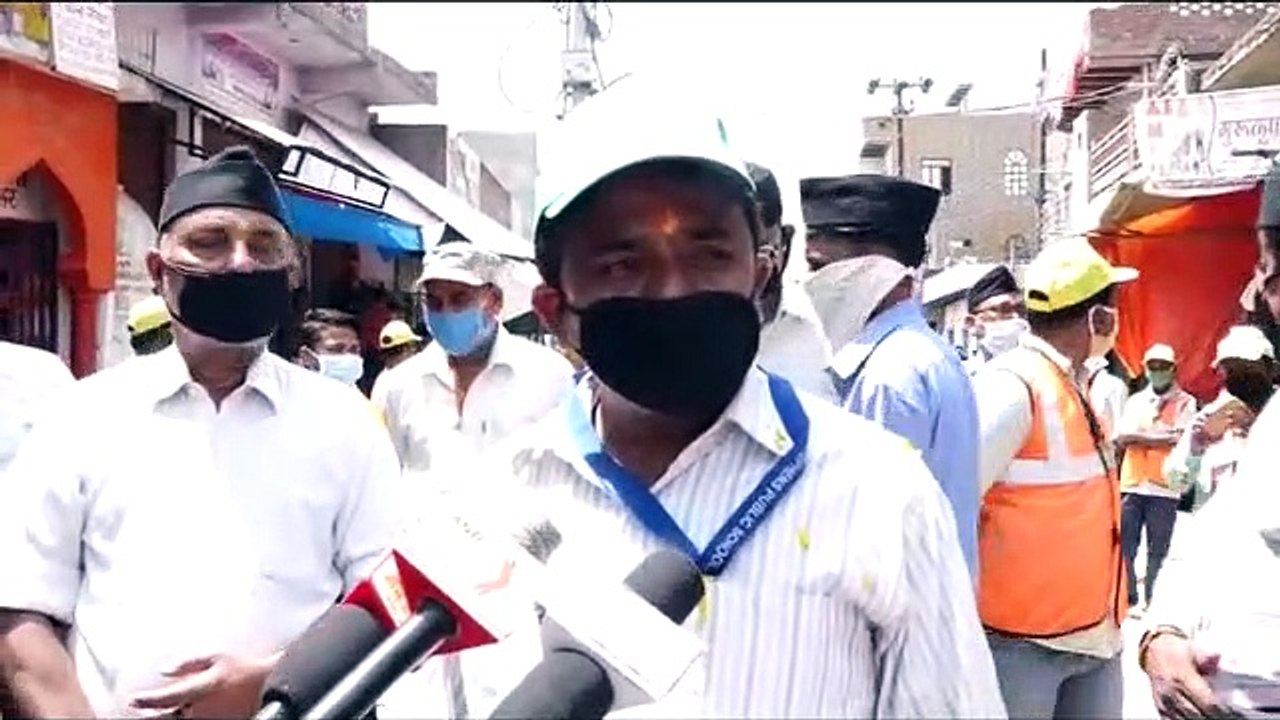 आगरा: कोरोना जंग में अपनी सेवाएं दे रहे कोरोना फाइटर