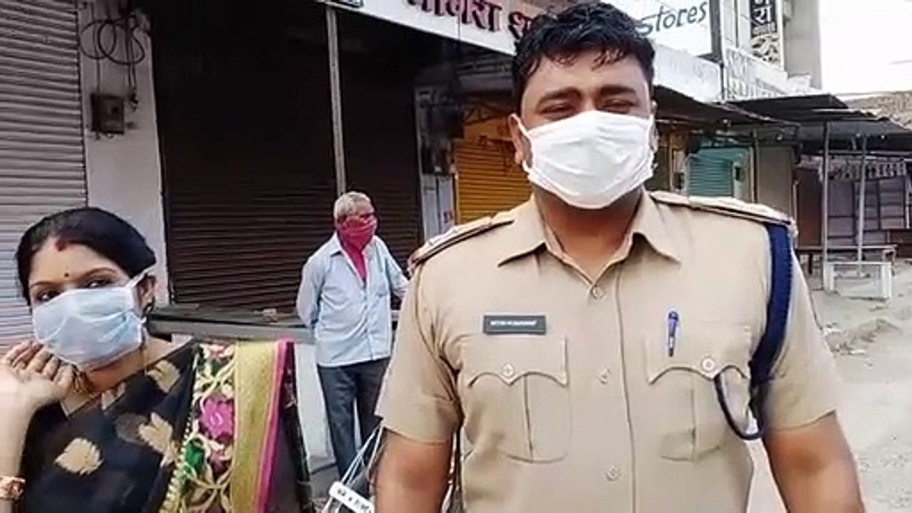 मंदसौर: सब इंस्पेक्टर नितिन कुमावत ने दिखाई दरि...