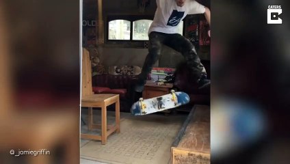 Ce rider en confinement s'entraine dans sa maison et passe des tricks incroyables