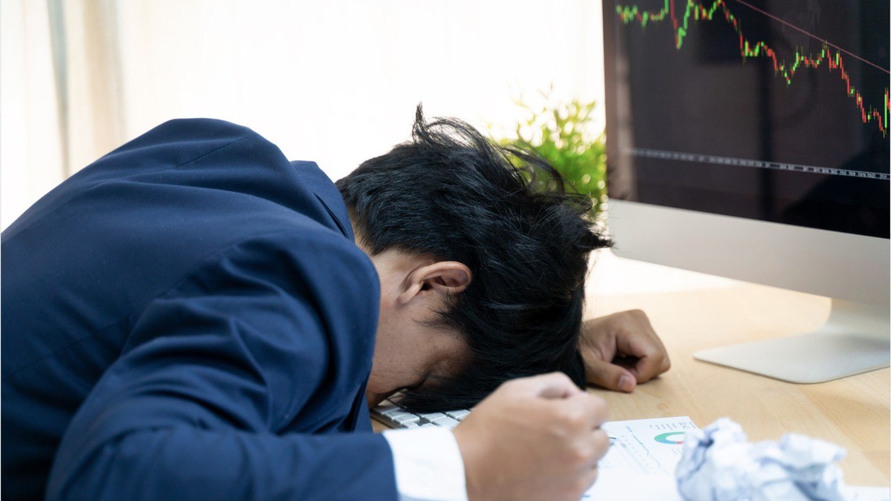 Economists: Get Ready For Another Recession, America