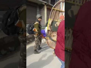 National Herald: CRPF jawans being heckled & abused by Kashmiri youth