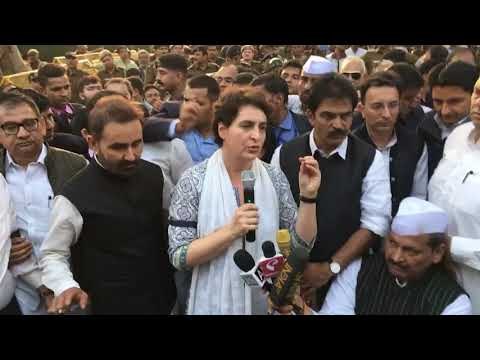 Congress' Peace March: Priyanka Gandhi addresses Cong workers & media after being stopped by DP