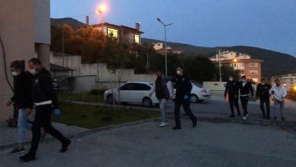 Sokağa çıkma kısıtlamasında deniz keyfi karakolda bitti