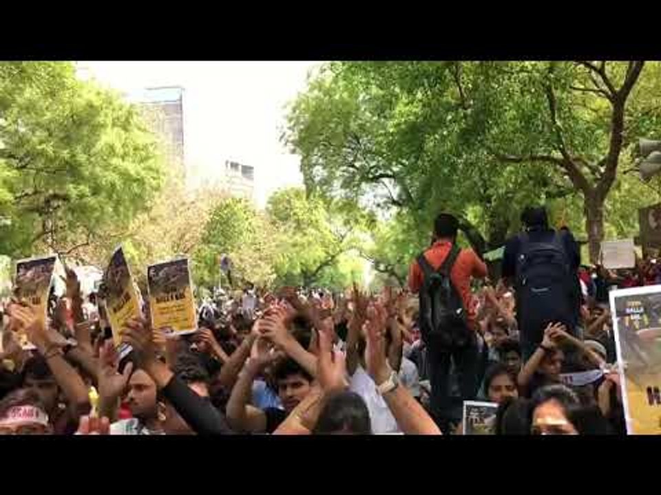 Students protesting against SSC Scam