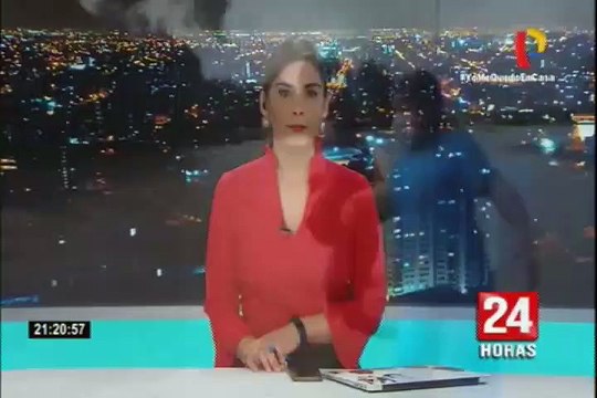 Enfermeras y Obstetra arriesgan sus vidas cruzando el río hacia su centro de trabajo